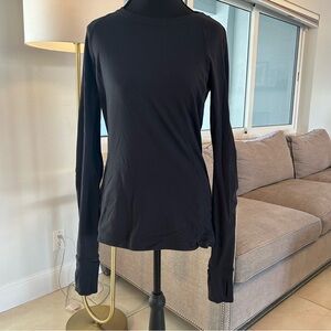 Lululemon Black Long Sleeve Activewear Top, Women’s, Size 8